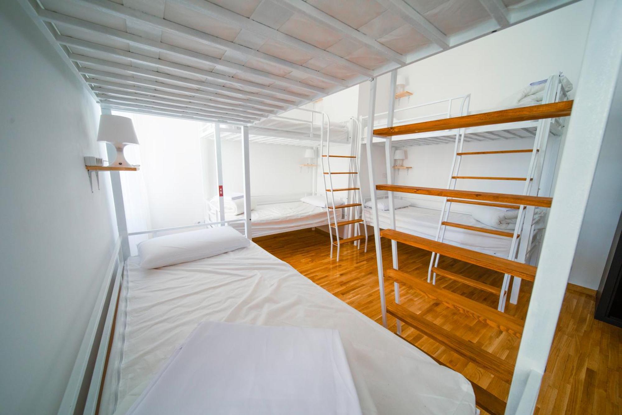 New Generation Hostel Como Lake Εξωτερικό φωτογραφία